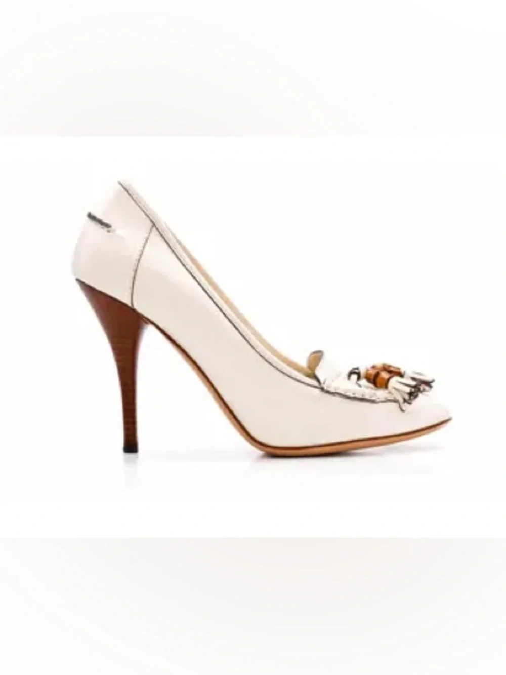 Gucci Vintage White Leather Bamboo Tassel Loafer Pumps Heels 8B Italy Y2K Luxury